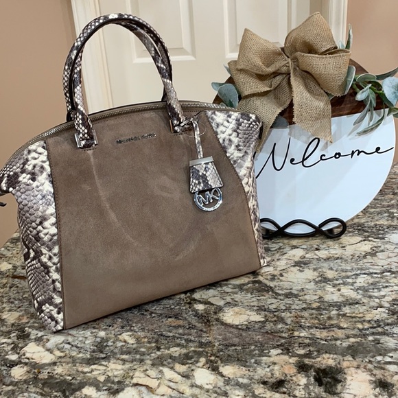 Michael Kors Large Leather Satchel - Picture 1 of 4